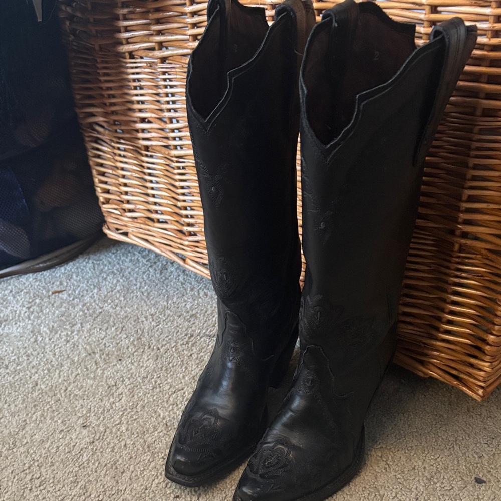 Tony Lama Black Leather Cowboy Boots